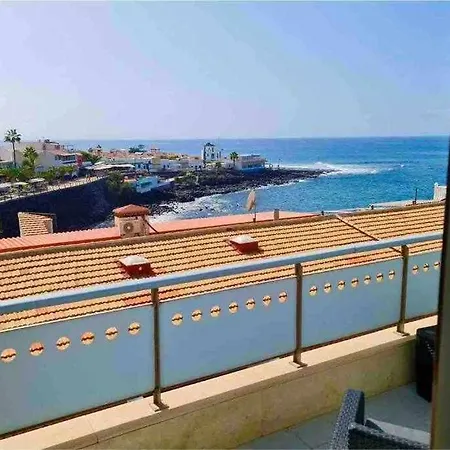 Apartment Atico Con Vistas Al Mar En El Centro De La Caleta