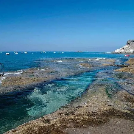 Lägenhet Atico Con Vistas Al Mar En El Centro De La Caleta *