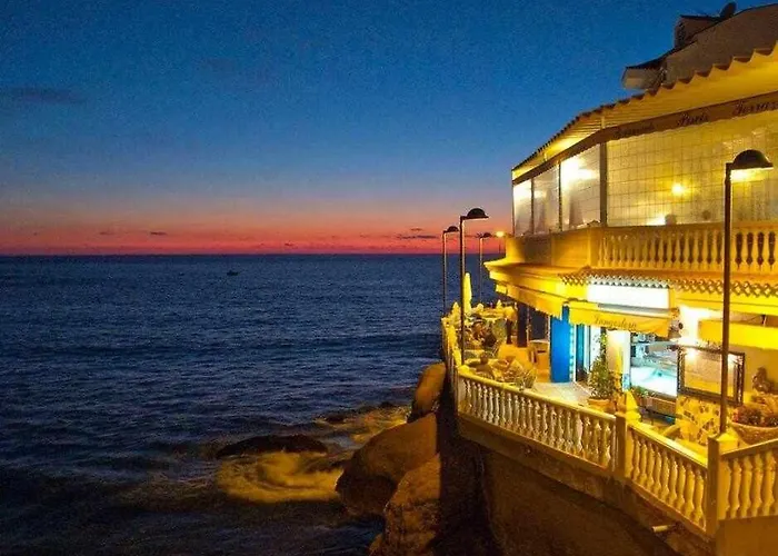 Apartament Atico Con Vistas Al Mar En El Centro De La Caleta *