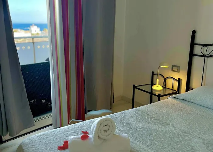 Apartament Atico Con Vistas Al Mar En El Centro De La Caleta *